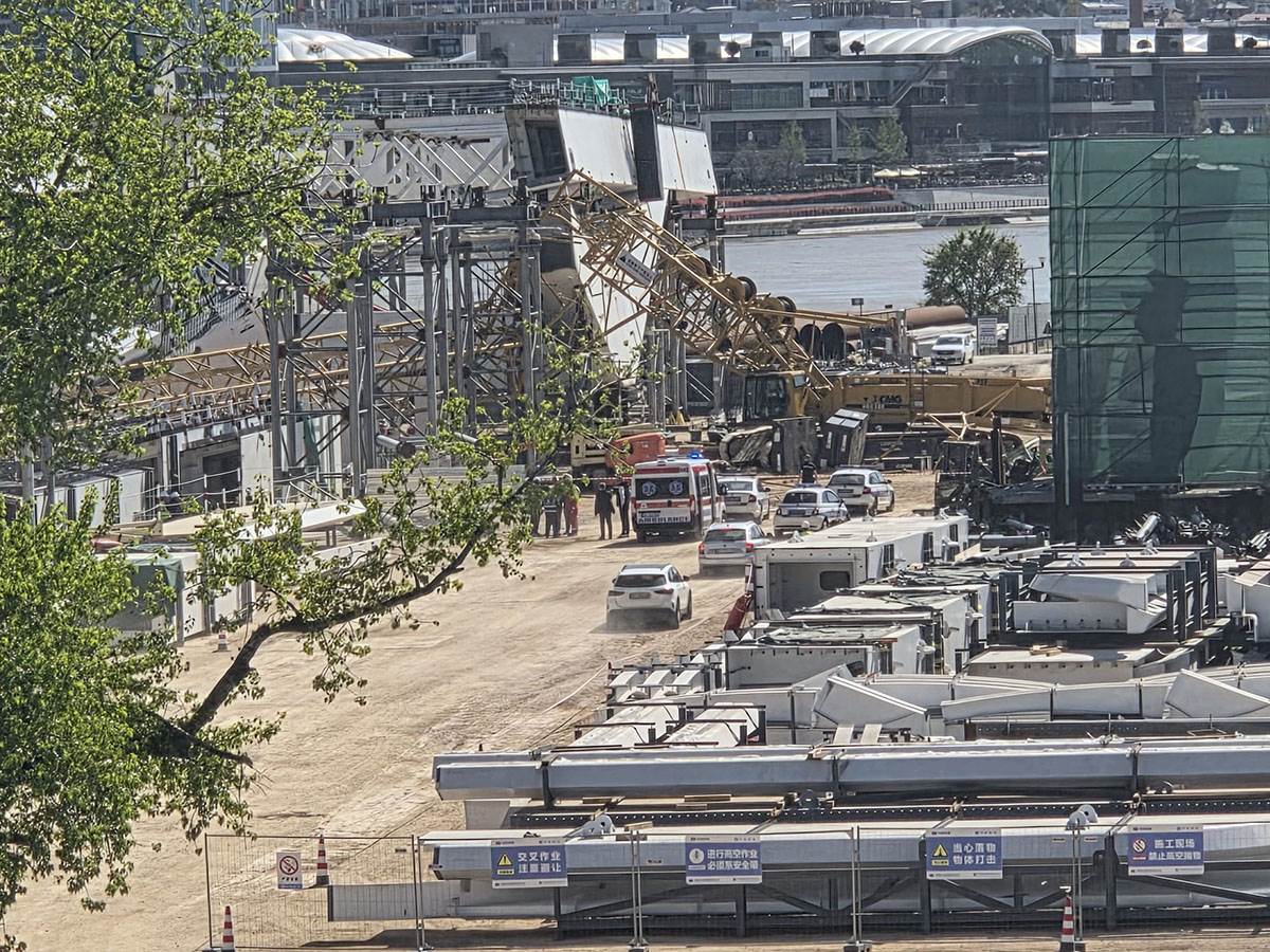  Nesreća na gradilištu  Beogradu pao kran natovaren sa 350 tona 