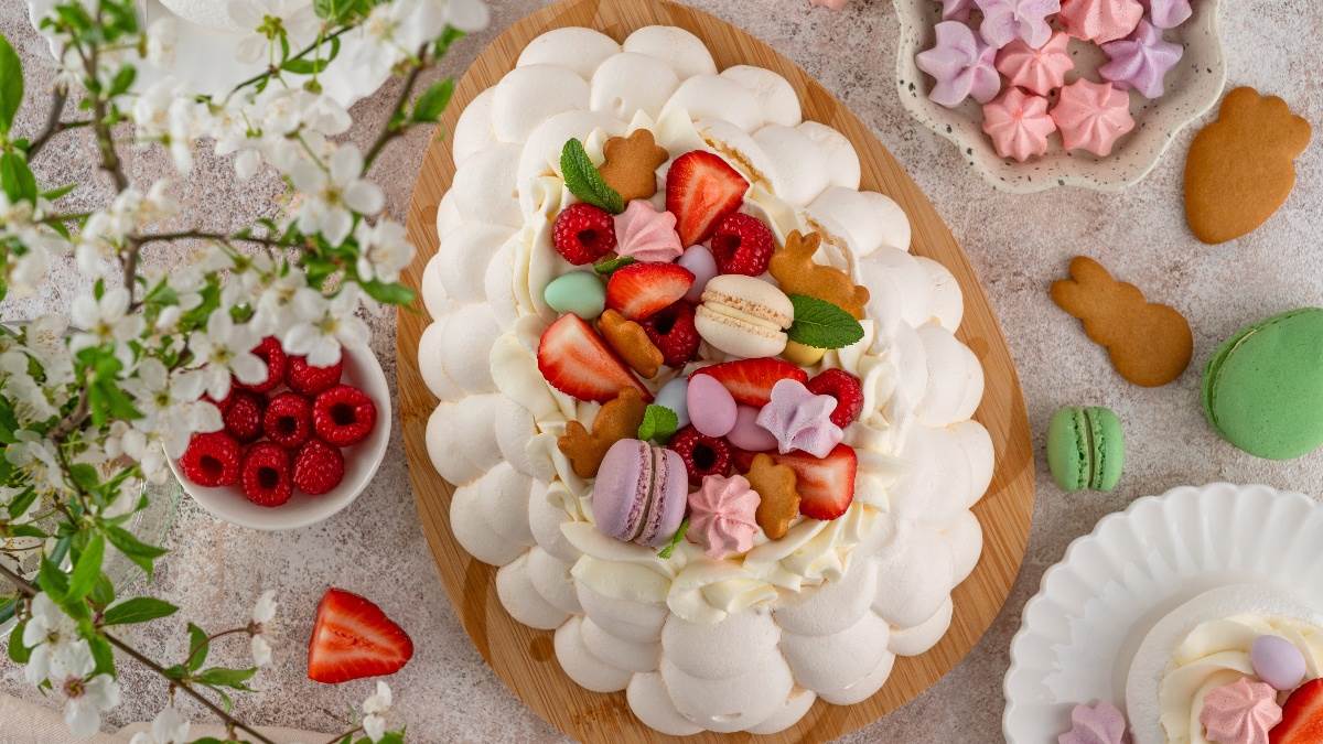  Uskršnja Pavlova u obliku jajeta 