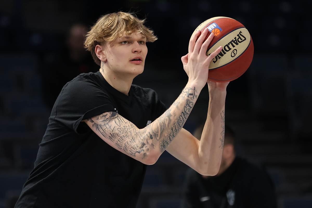  mika murinen se ne vraca u partizan 