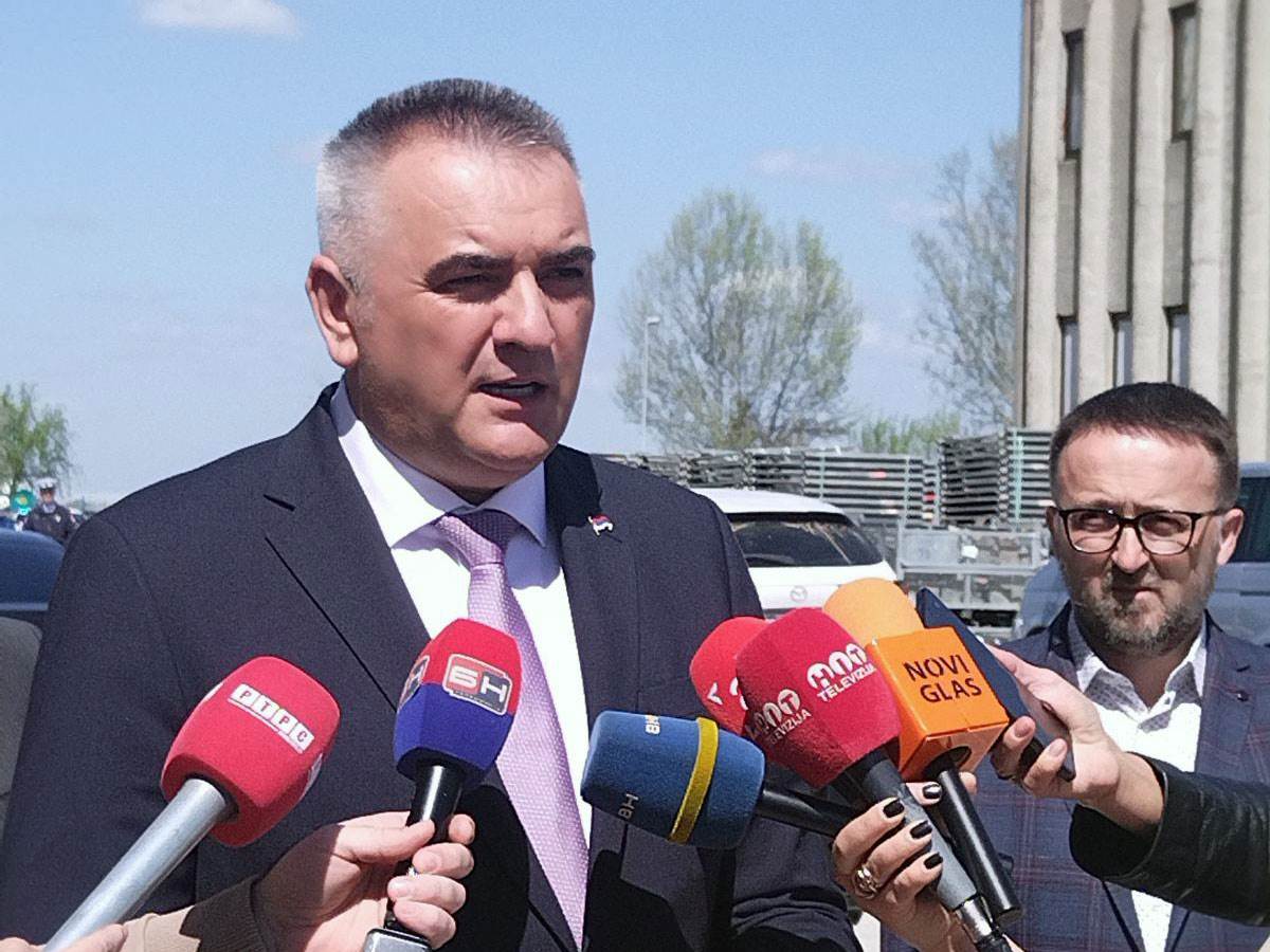  Minić o auto-putu Rača–Bijeljina 