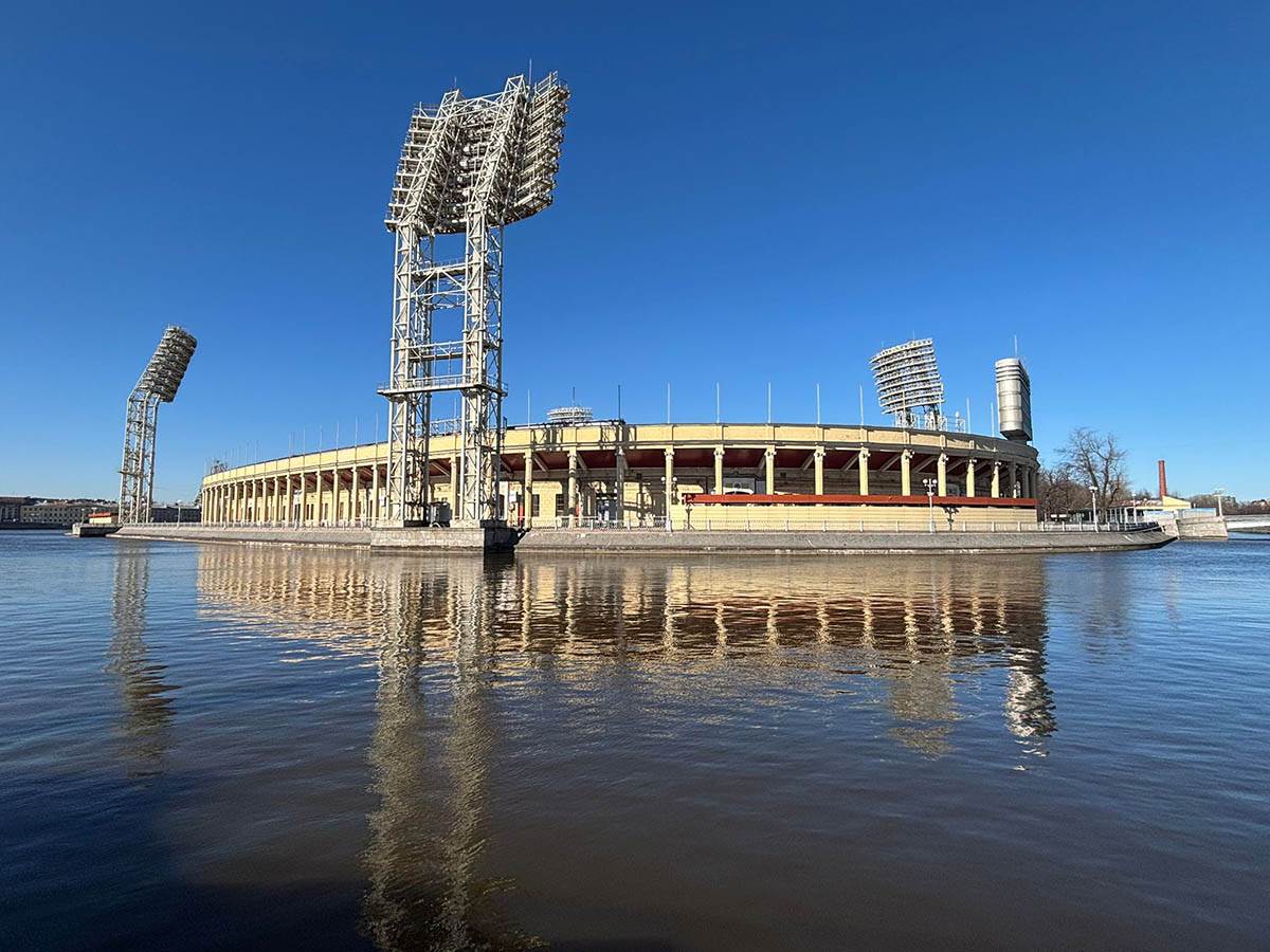  Stadion Petrovski MONDO reportaža 