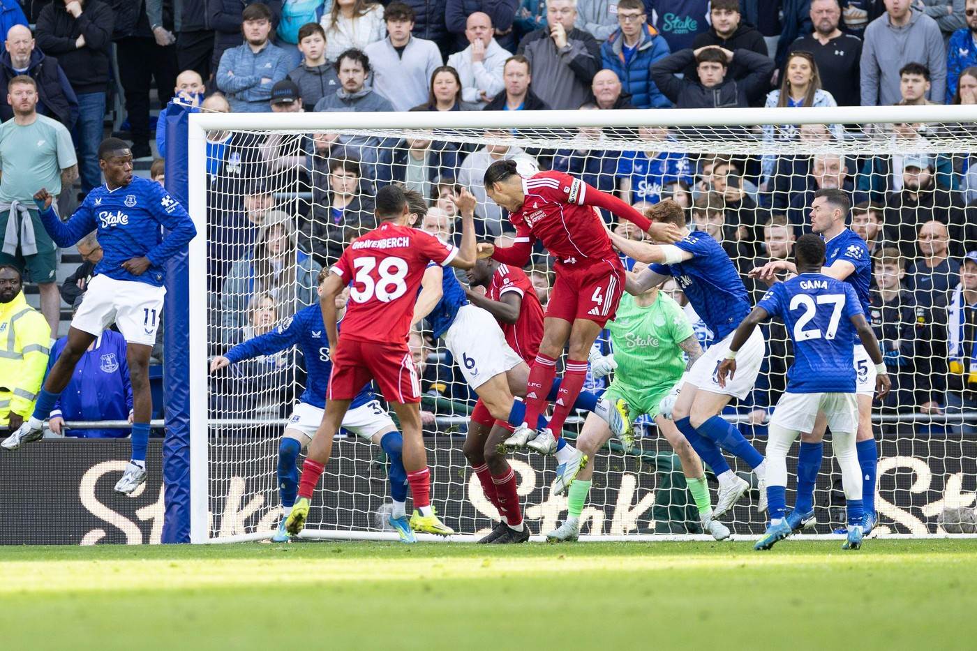  Liverpul pobijedio Everton golom u 100. minutu 