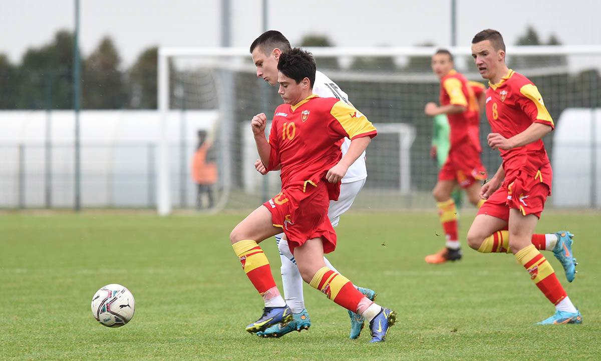  Crvena zvezda želi Petra Ražnatovića 