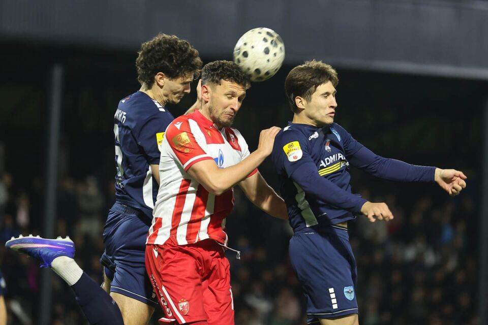 Zvezda remizirala 2-2 sa Železničarom 