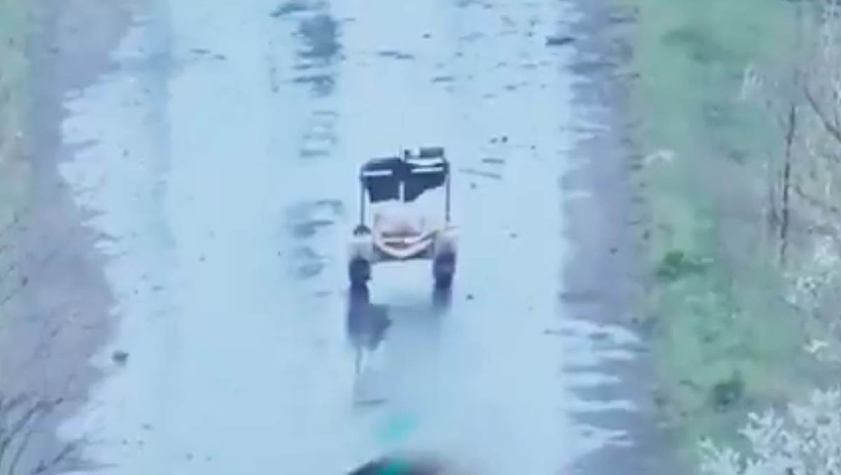  ukrajinci dronom izvukli staricu na sigurno 