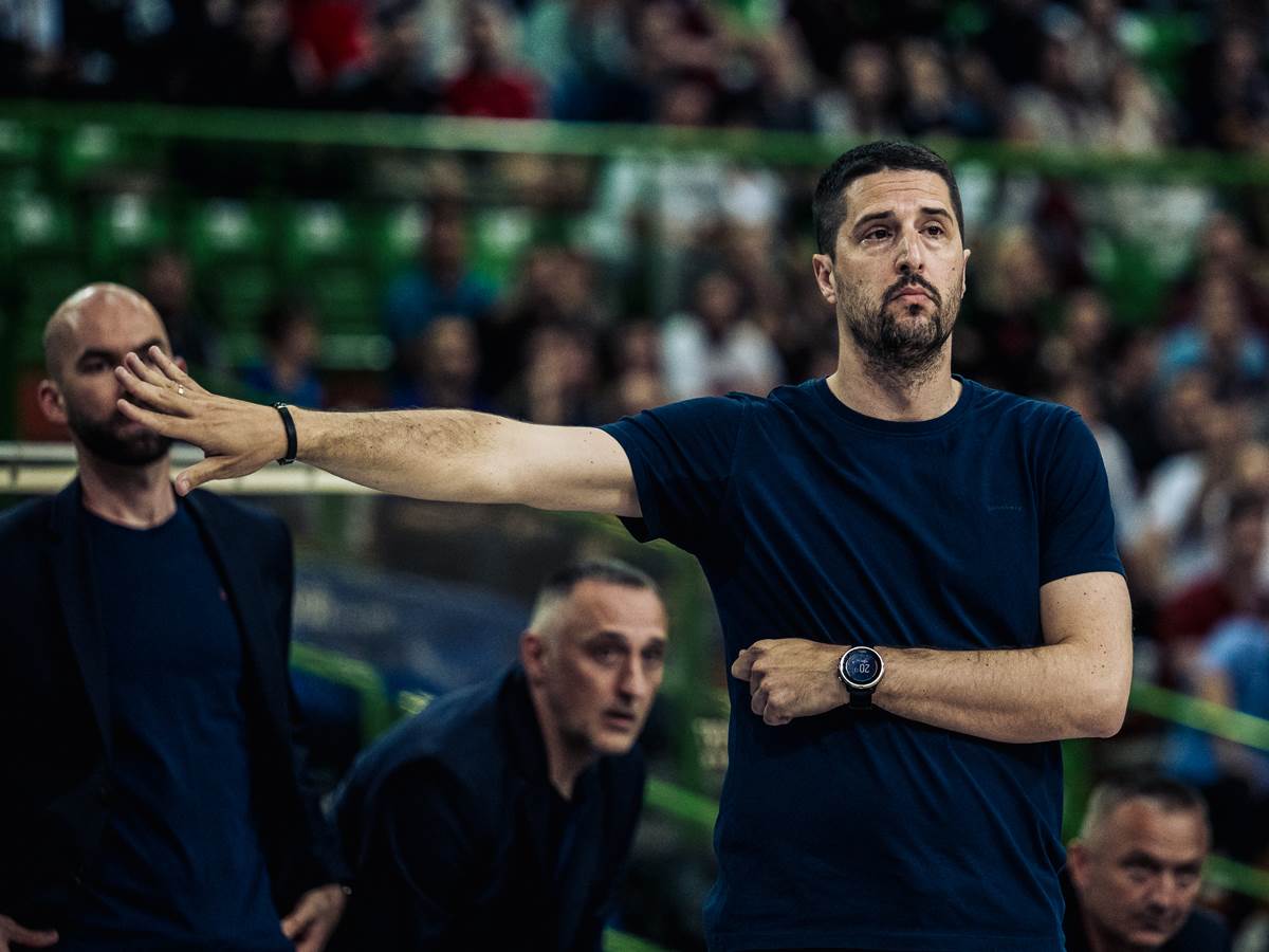  Nenad Stefanović 