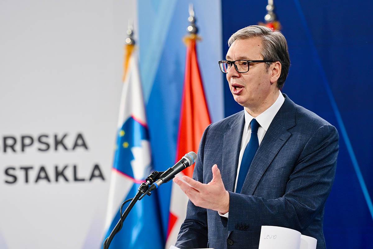  Vučić o izborima: Za dva ili 6 mjeseci 