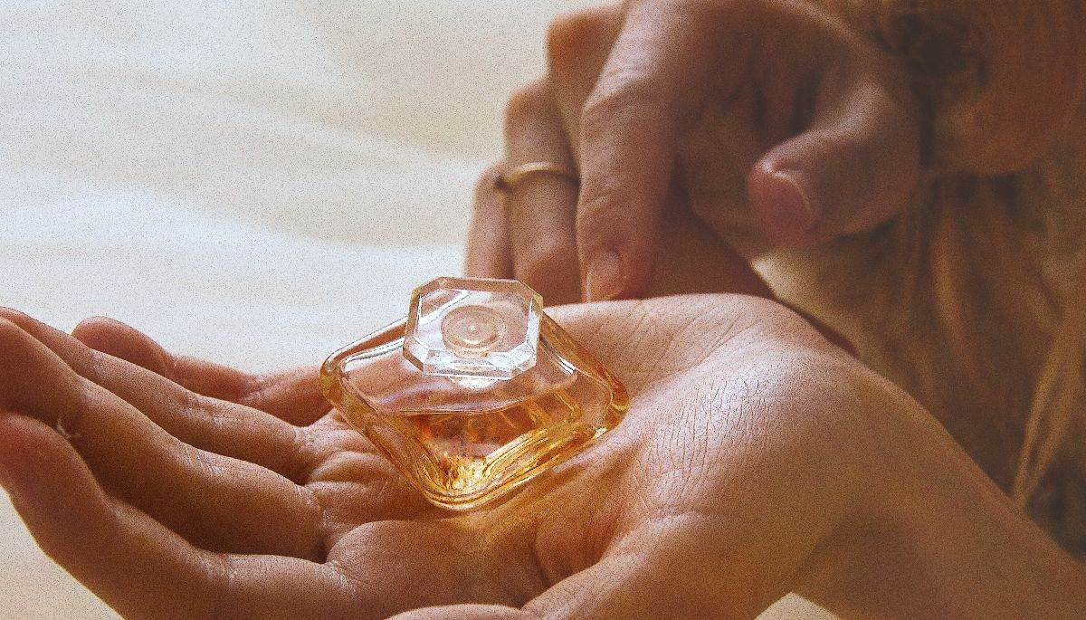  Parfemi za kojima muškarci samo uzdišu: Pljušte komplimenti, a mirisi ovih žena se nikad ne zaboravljaju 