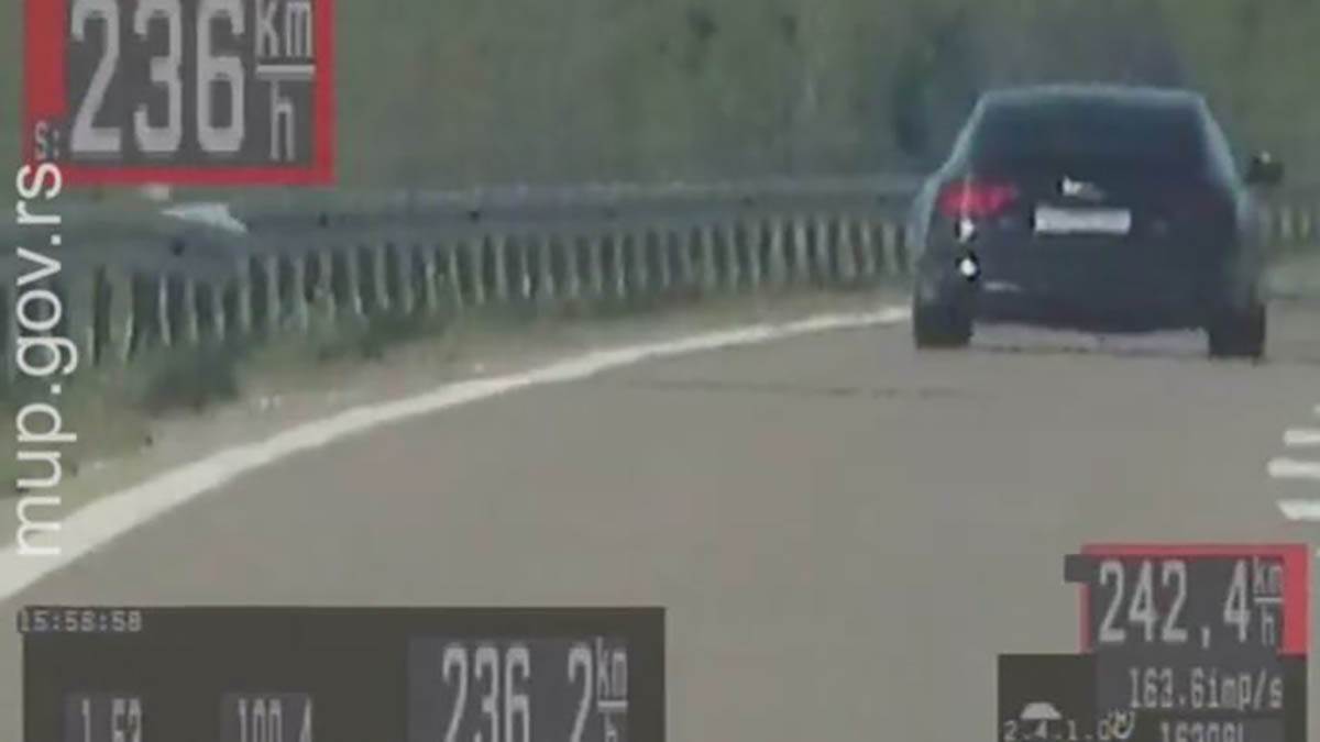  Vozač "audija" jurio skoro 240 kilometara na sat 