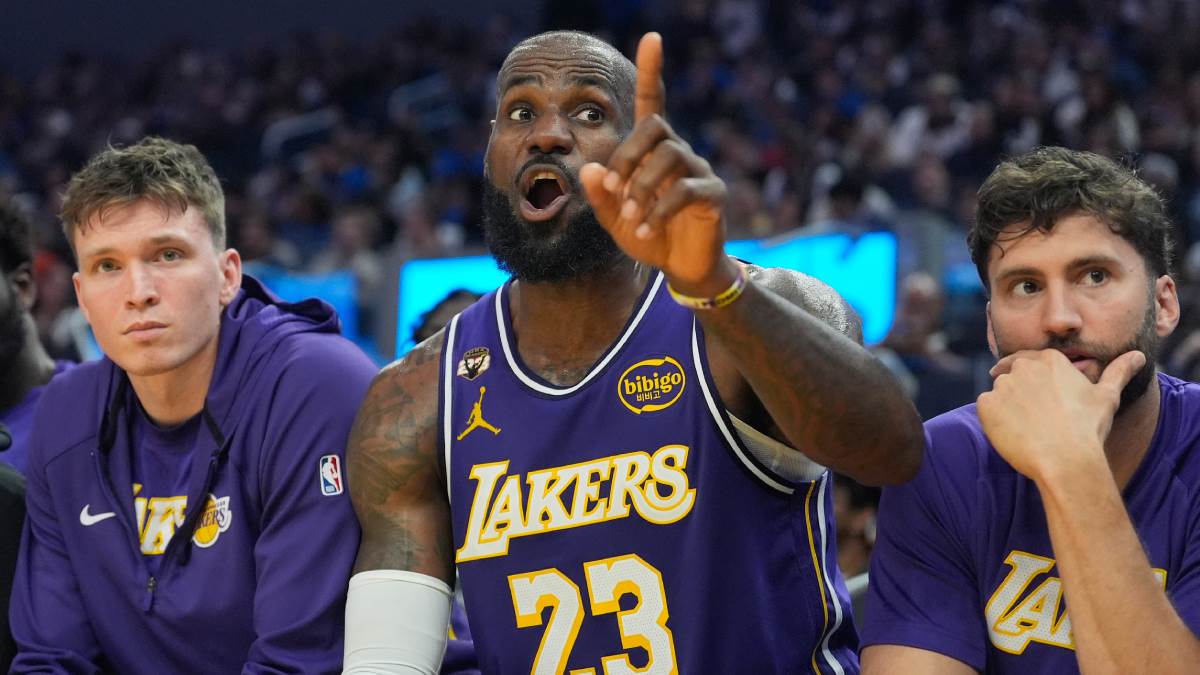  Lebron Džejms završio sezonu ljut na Lejkerse i predsjednika kluba 