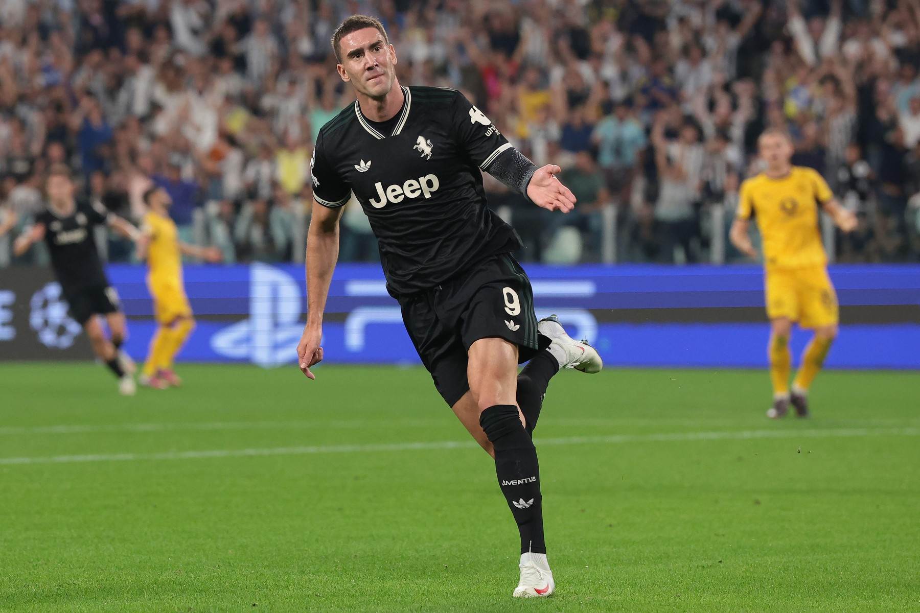  Fabricio Ravaneli savjetuje Dušanu Vlahoviću da ostane u Juventusu 