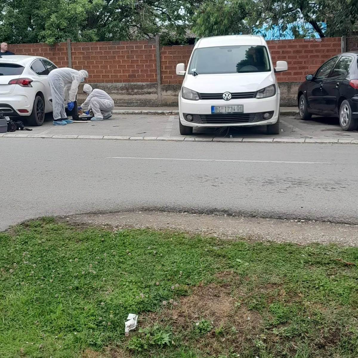 Uviđaj na automobilu zbog slučaja nestalog Nešovića 