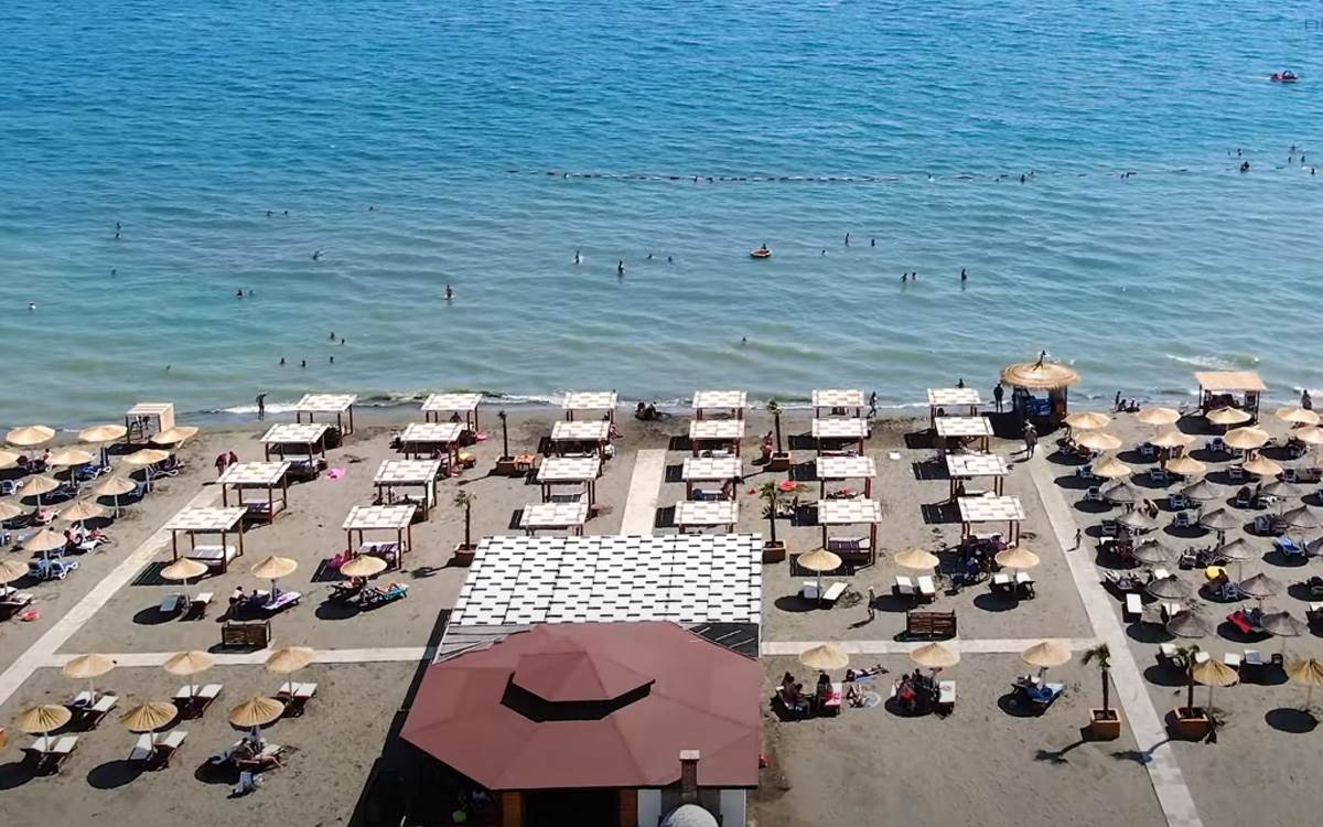  Ulcinj uveo kodeks oblačenja van plaža 