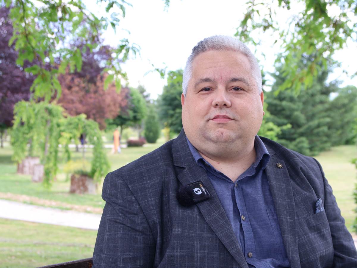  Dušan Pokrajčić 