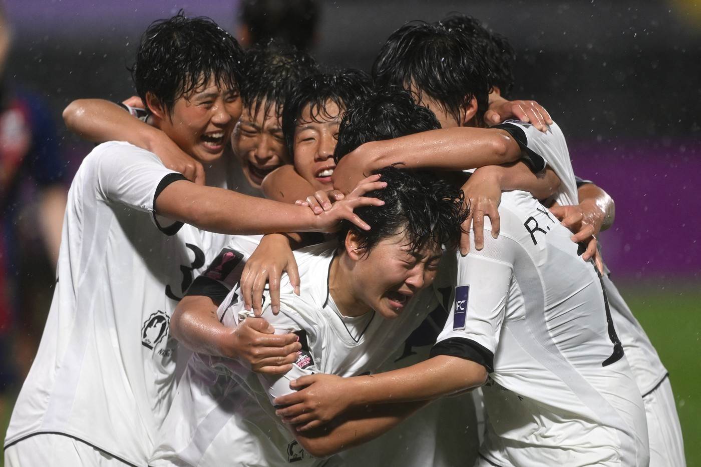  Fudbalerke iz Sjeverne Koreje pobijedile u Južnoj Koreji 