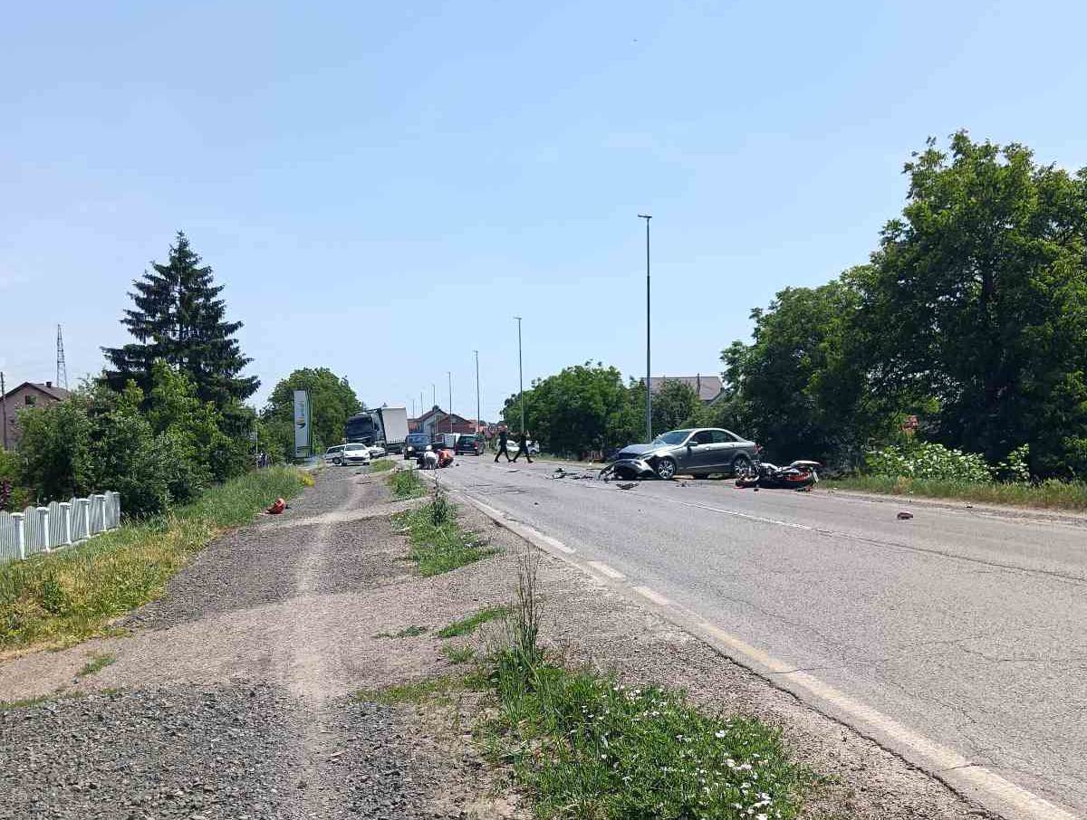  Sudar motocikla i automobila u Brestovčini kod Gradiške 
