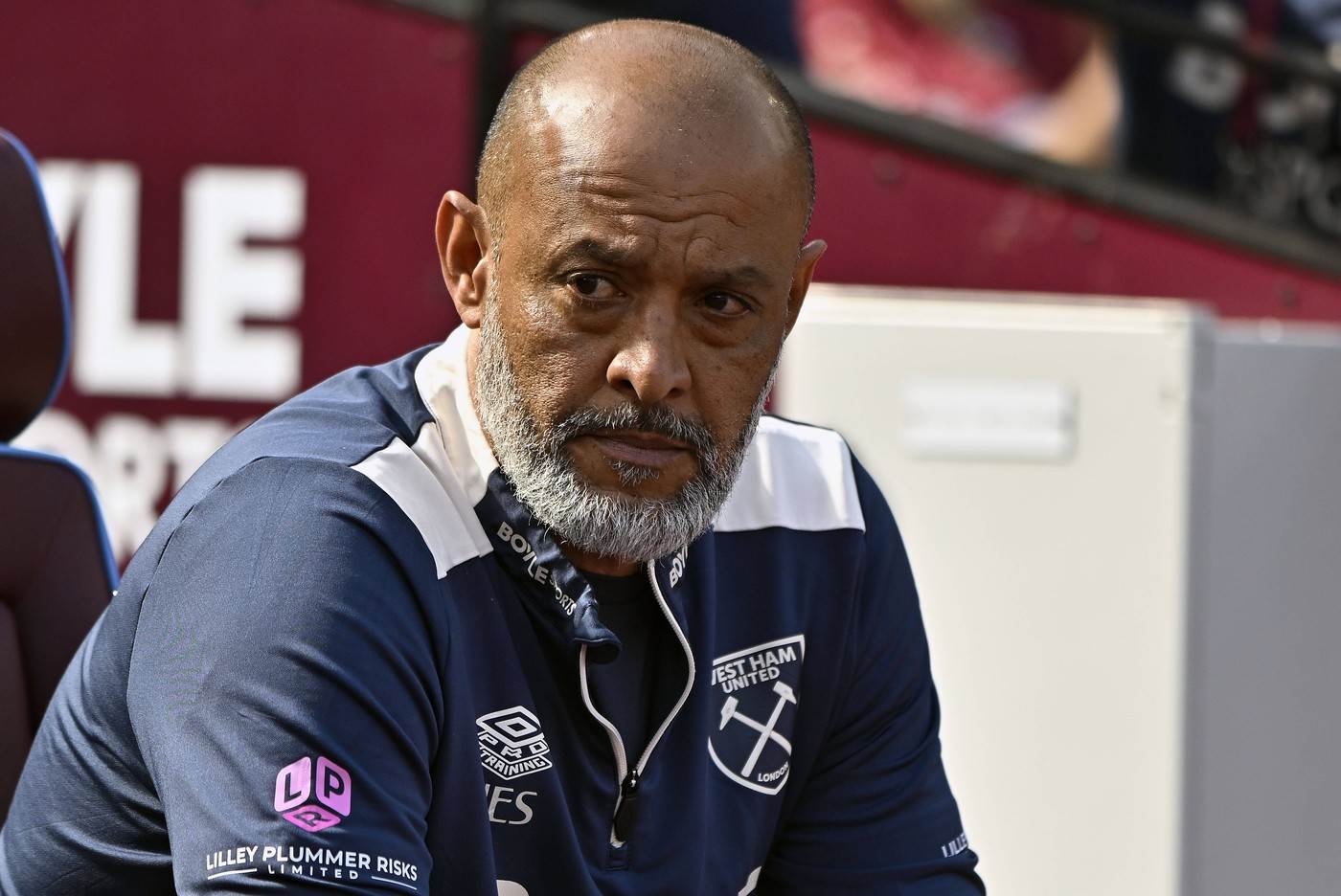  Nuno Espirito Santo ostaje trener Vest Hema  