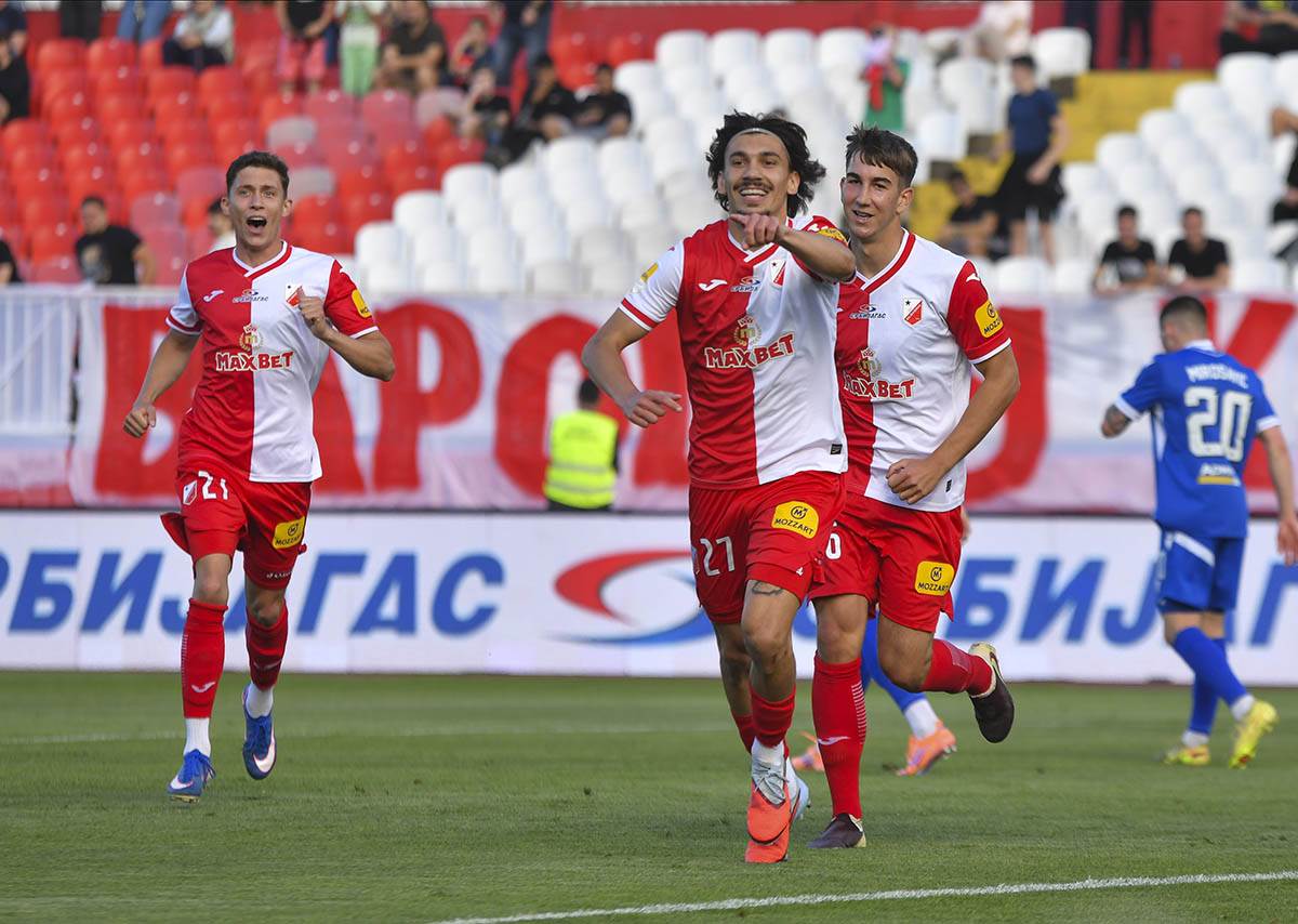  FK Vojvodina predstavila nove dresove 
