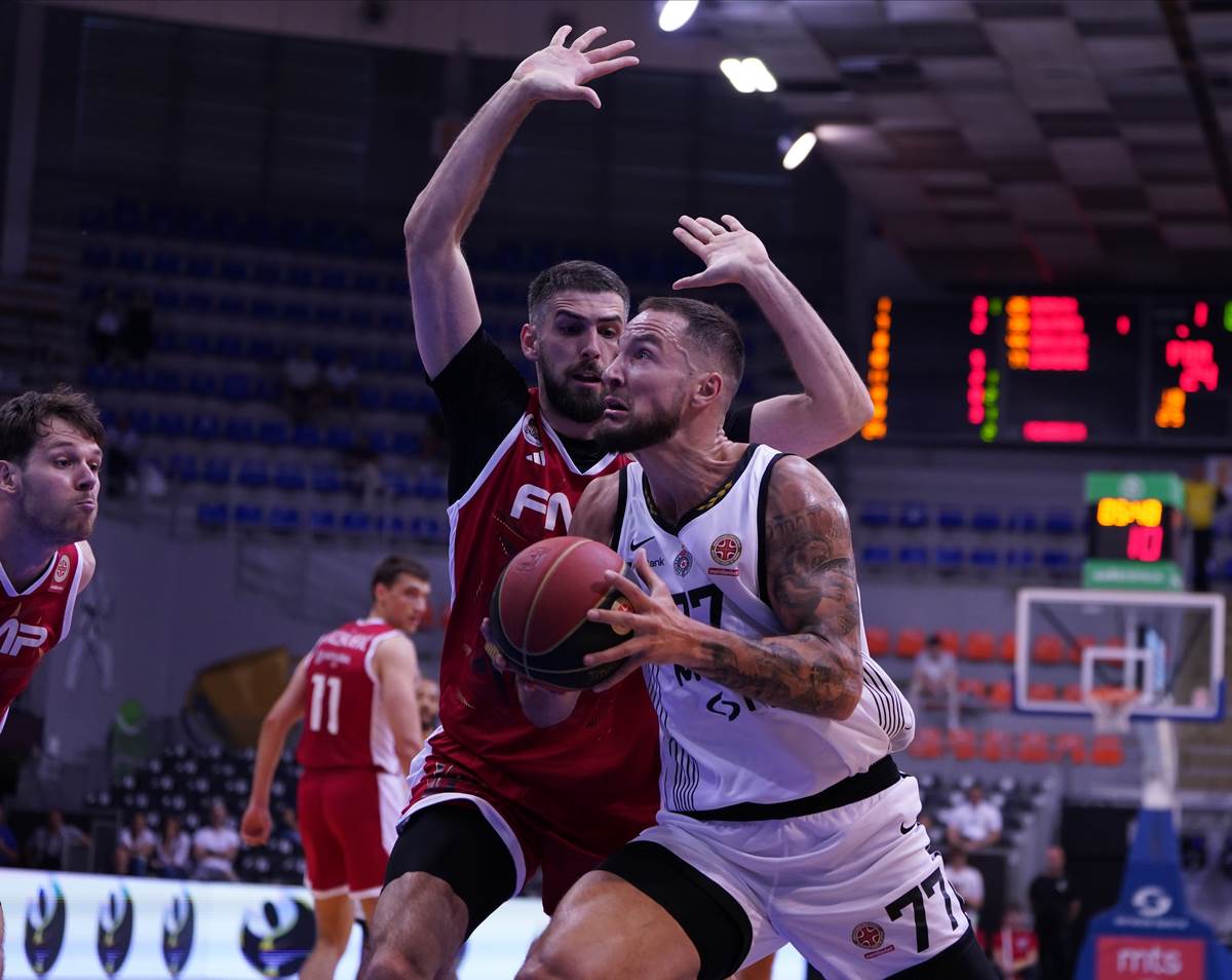  haos na utakmici partizan fmp u kls 