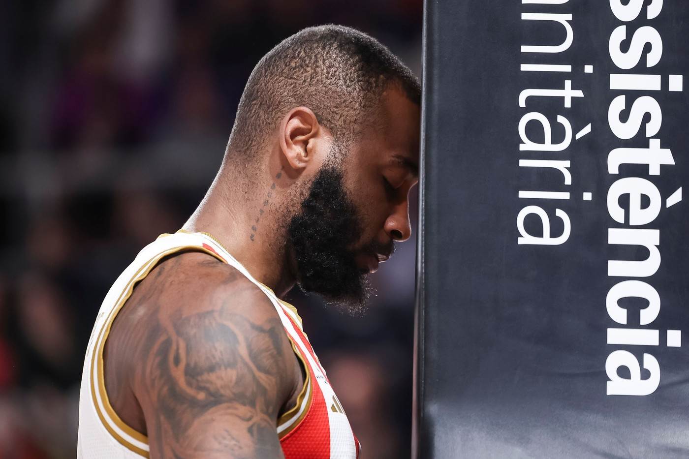  kodi miler mekintajer se oprostio od crvene zvezde 
