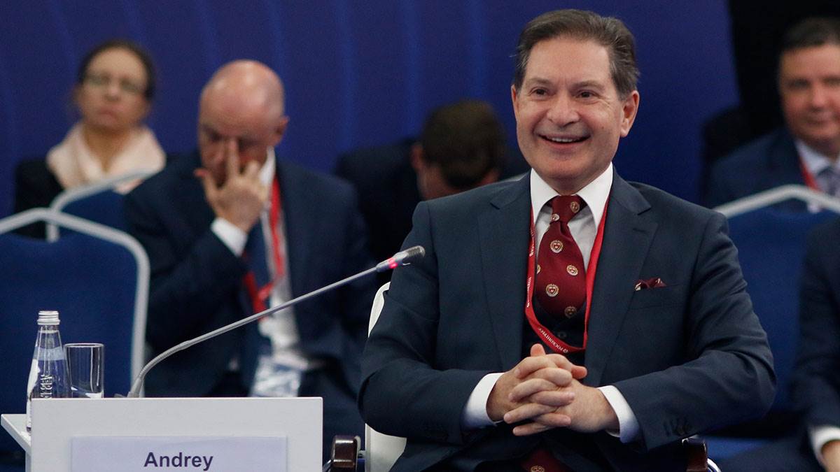  Andrej Bezrukov upozorava da će Rusija biti u ratnom stanju još najmanje dvije decenije 