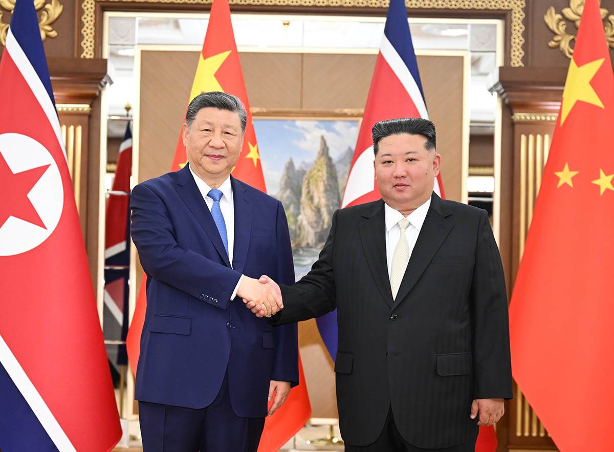  Si Đinping otputovao u Sjevernu Koreju 