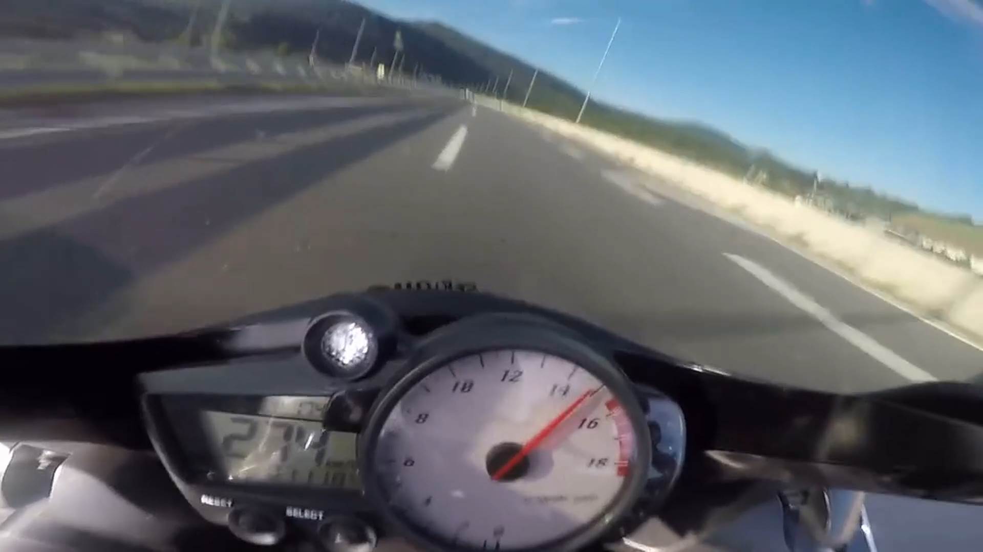  motociklista jurio 270km/h 