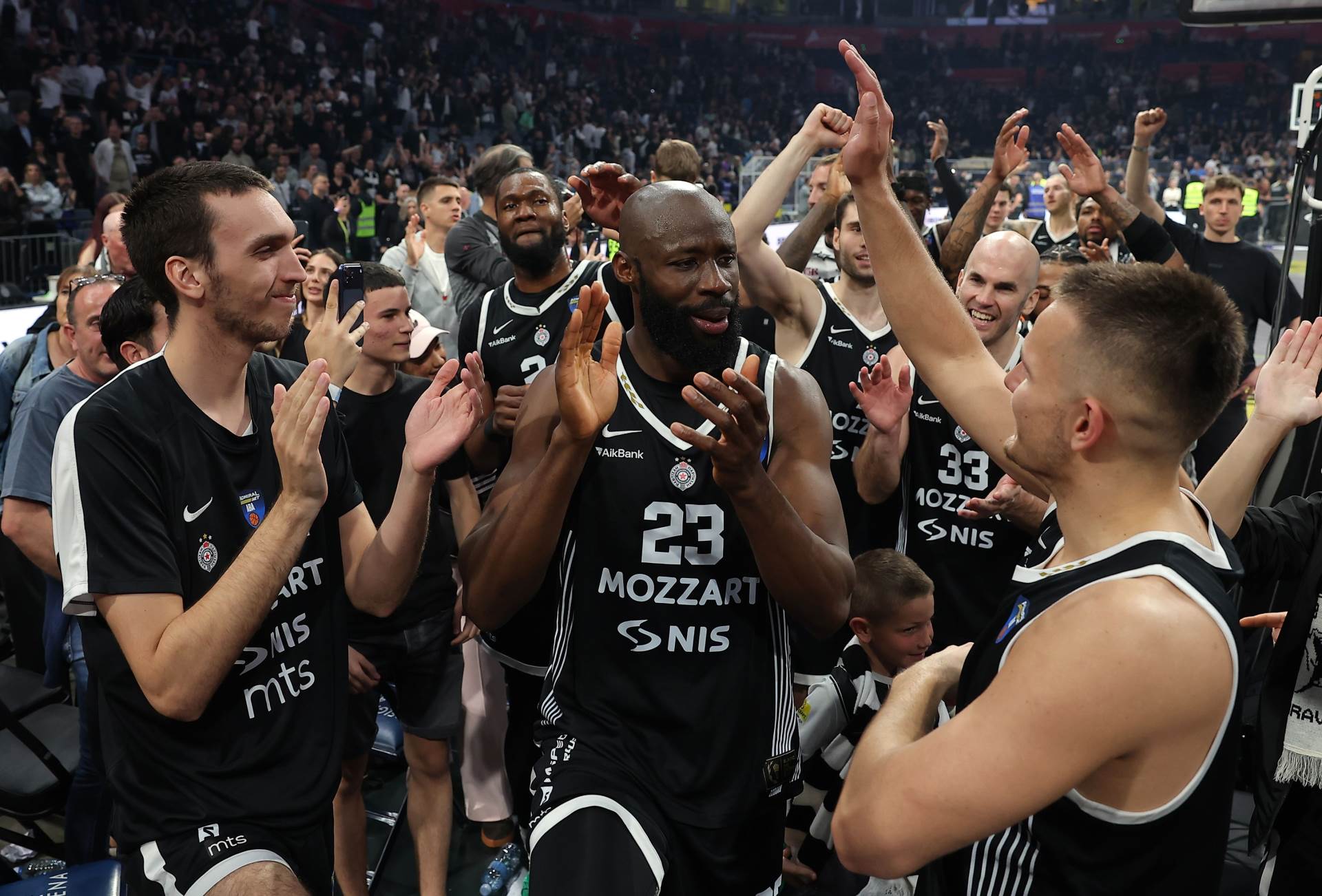  tonje dzekiri ostaje u partizanu 