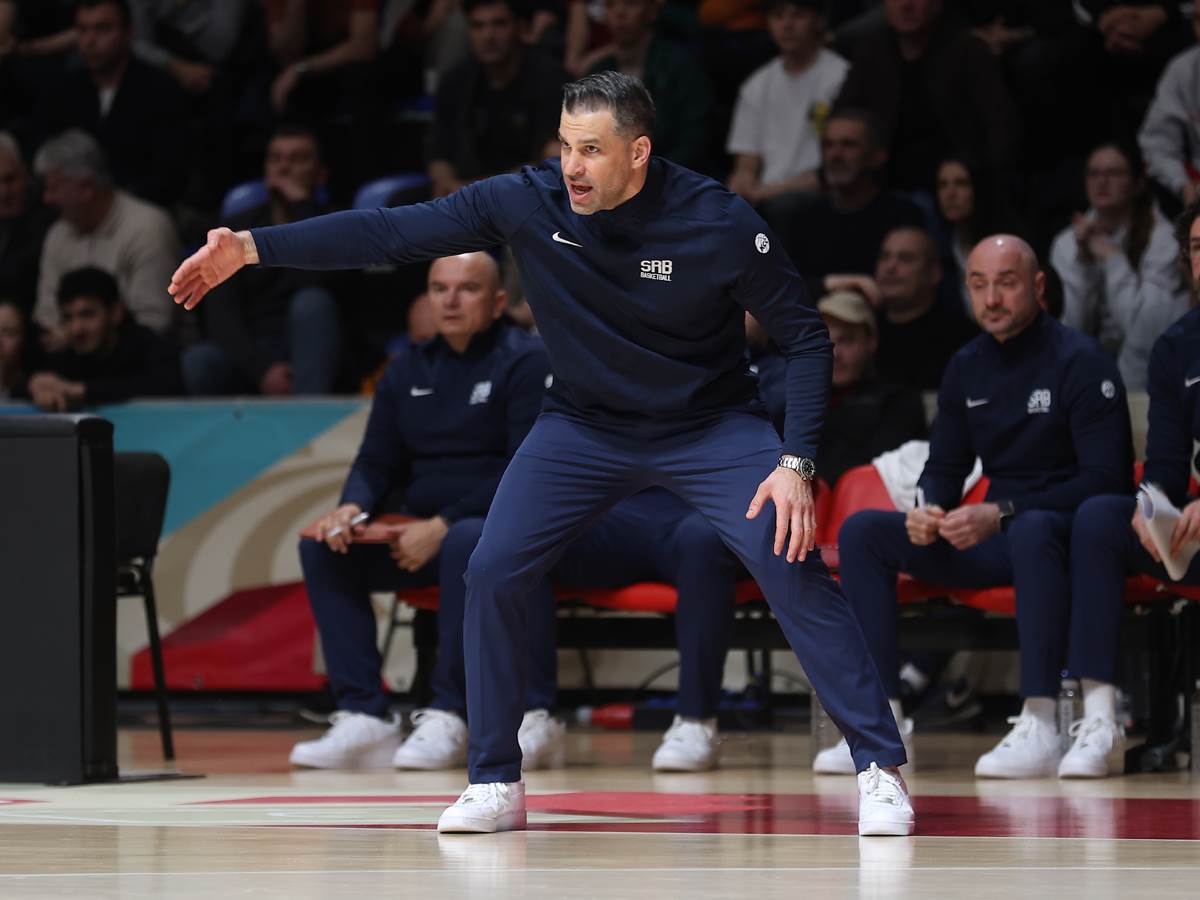  Dušan Alimpijević 