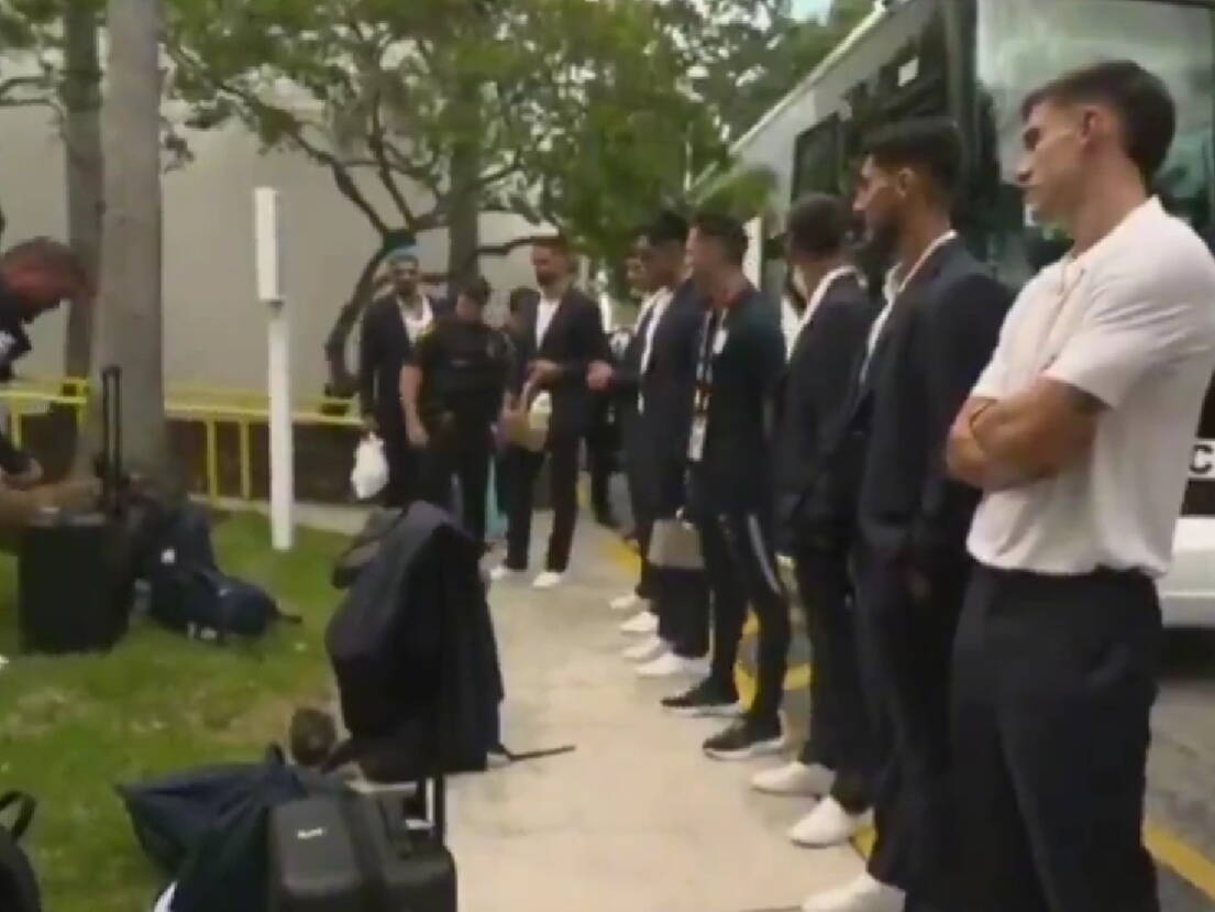  Policijski psi pretraživali opremu igrača Urugvaja 