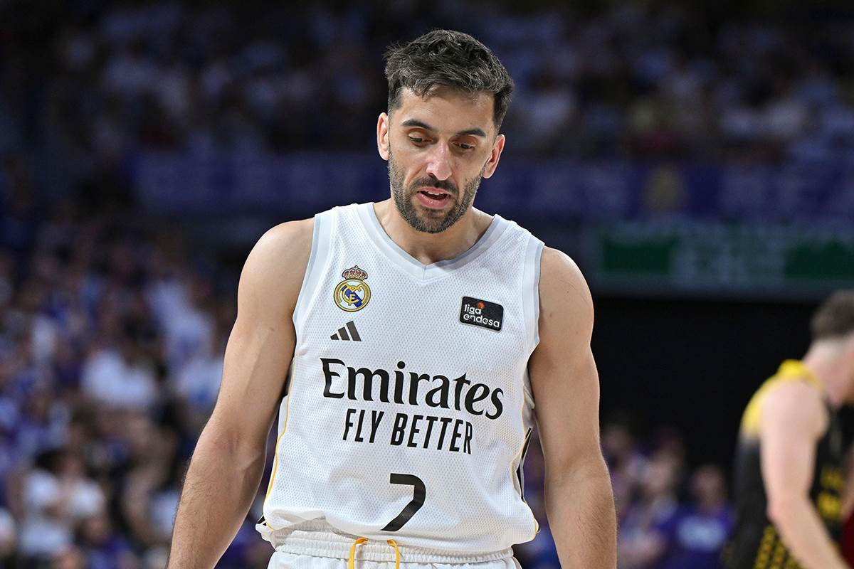  Real Madrid mijenja pola tima  