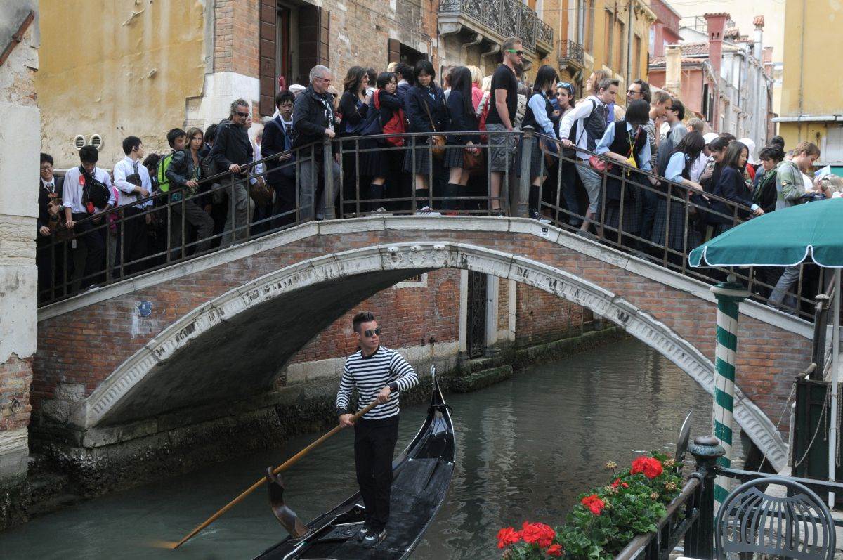  Novi gradonačelnik Venecije predlaže povećanje turističke takse na 50 evra 