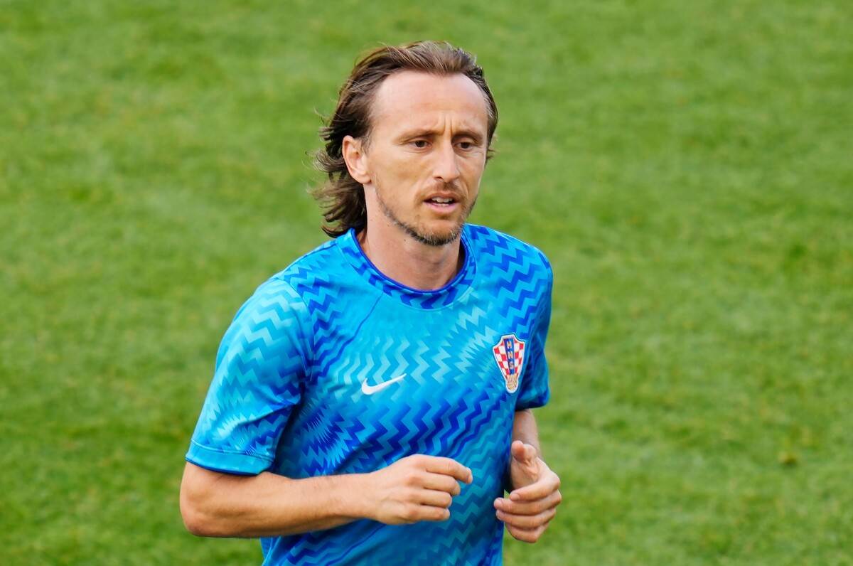  Luka Modrić ostaje u reprezentaciji Hrvatske 