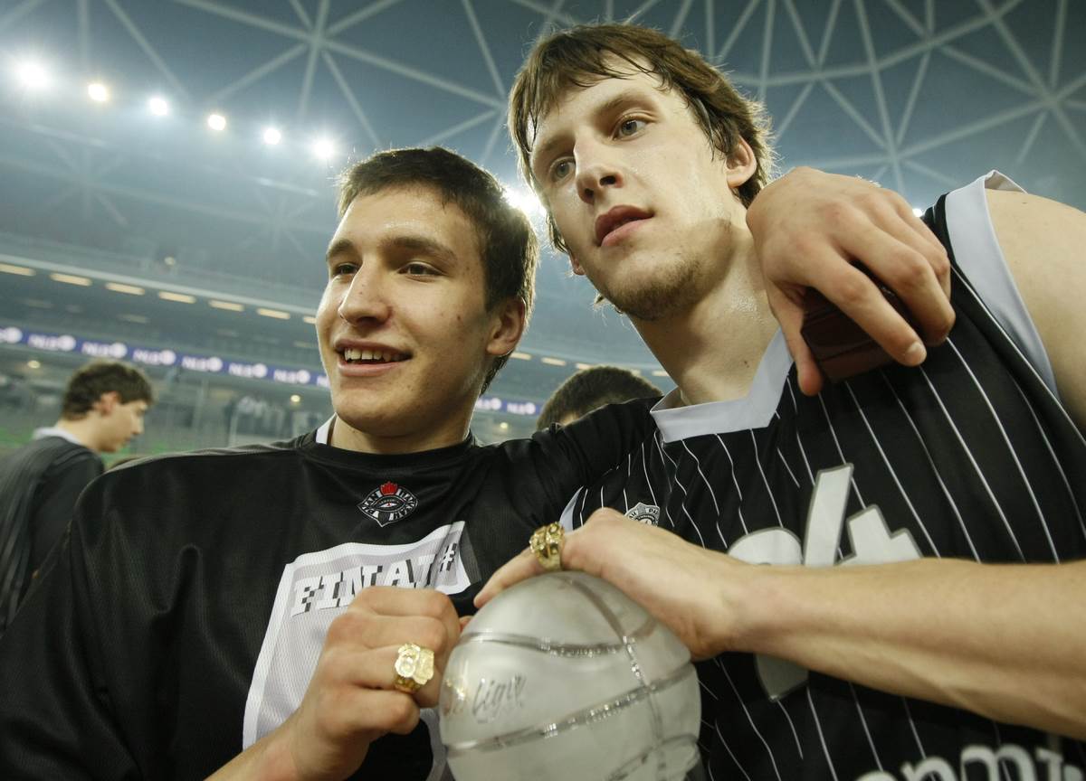  Bogdan Bogdanović ispratio Jana Veselog u penziju 