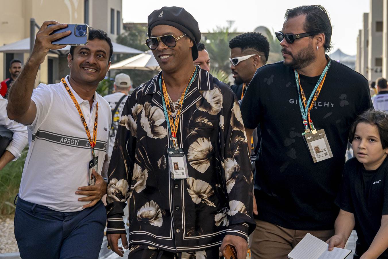  Ronaldinjo potvrdio da će igrati za Ravenu 