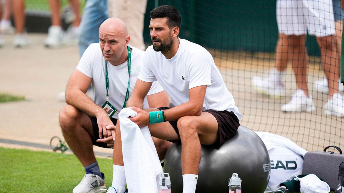  Novak Đoković objasnio ko je Bugarin u njegovom timu 