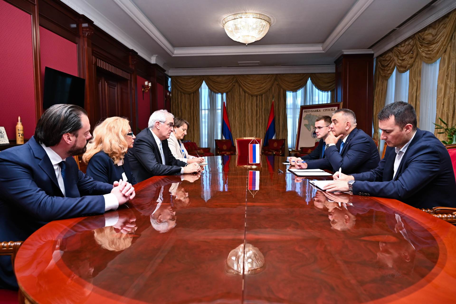  minić sastanak oebs 