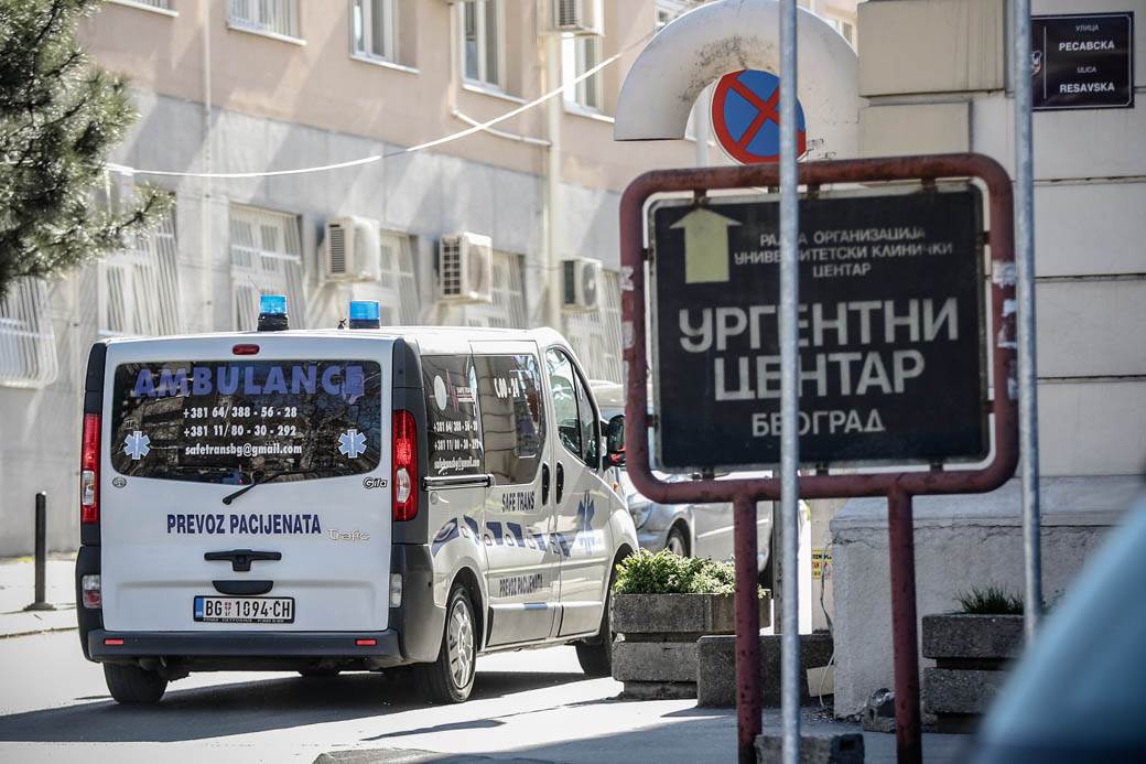  Tri osobe izbodene nožem u Beogradu 