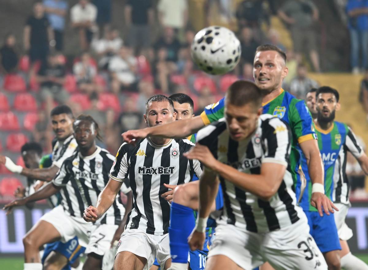  Superliga Srbije Partizan pretposljednji poslije devet kola 