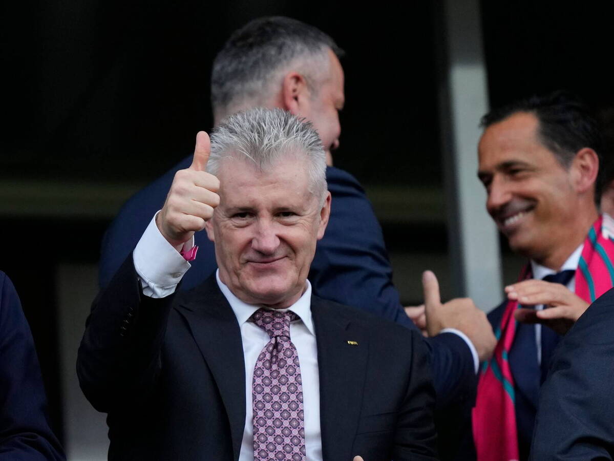  Davor Šuker ne brine što odlaze Modrić i Perišić 