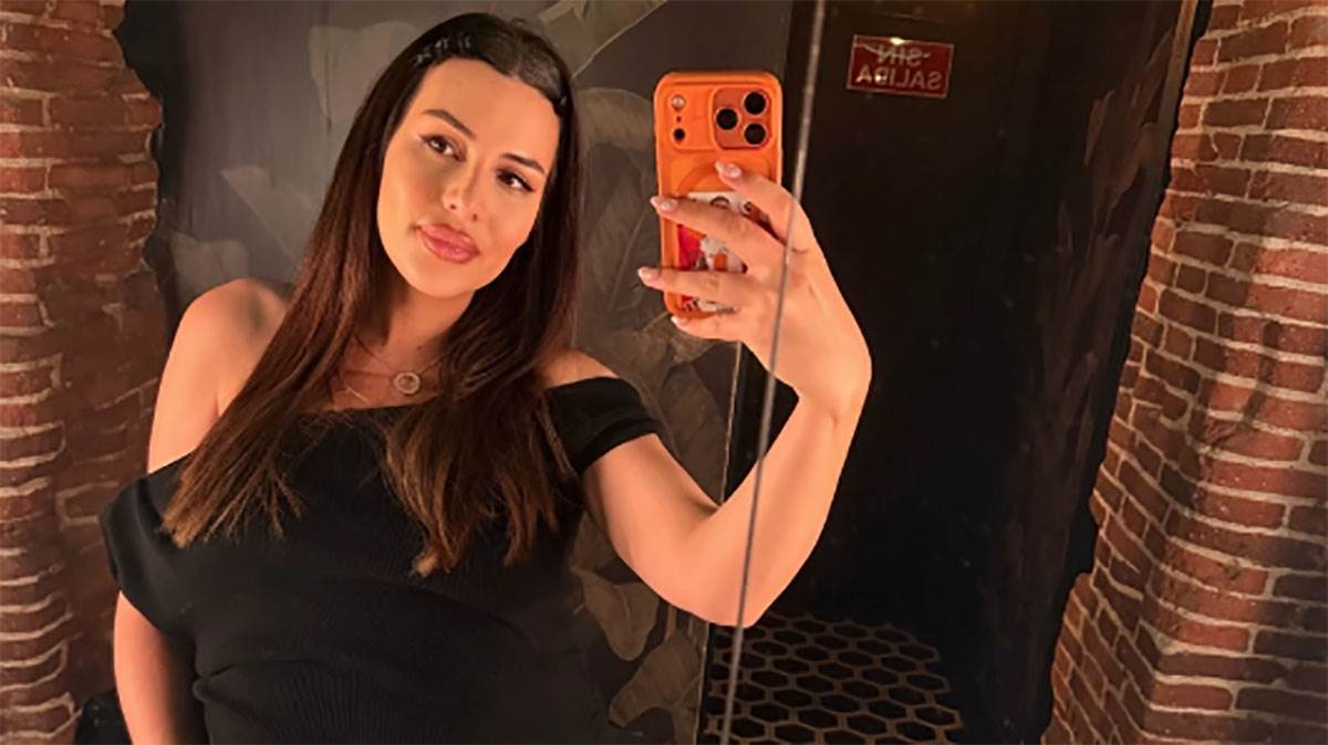  Anastasija Ražnatović objavile trudničke fotografije 