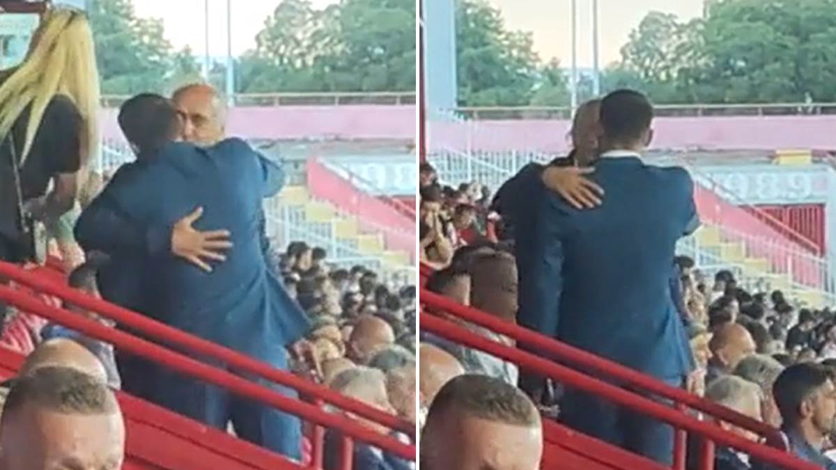  Dušan Tadić i Veljko Paunović se pozdravili prije utakmice Vojvodina Ajaks 