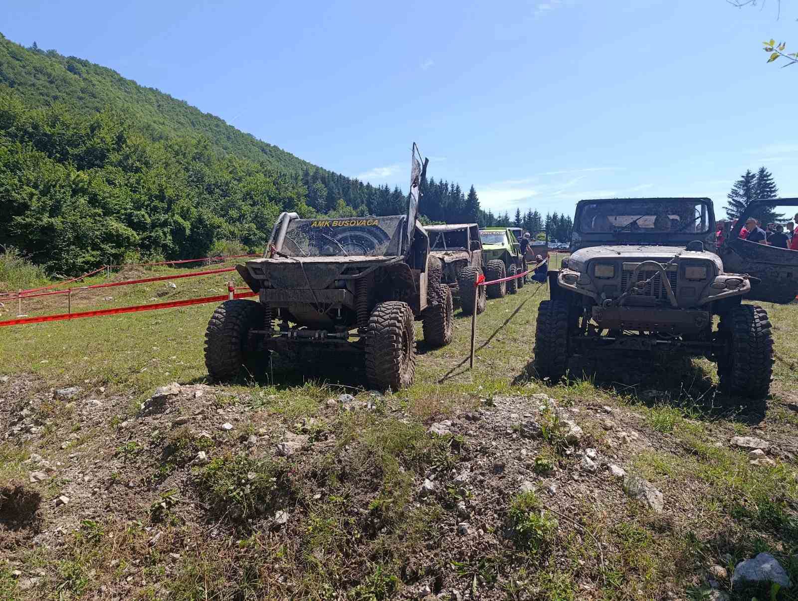  Džipijada na Štrbini okupila oko 100 učesnika iz BiH 