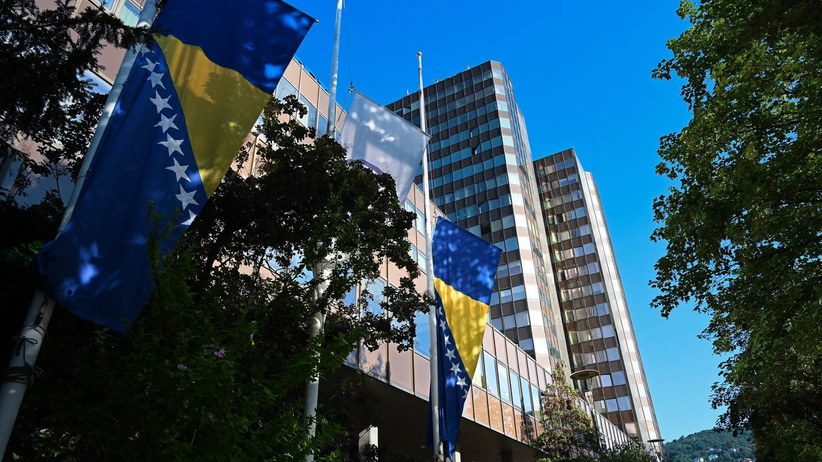  Sutra Dan žalosti u Federaciji BiH zbog pogibije petorice zeničkih planinara 