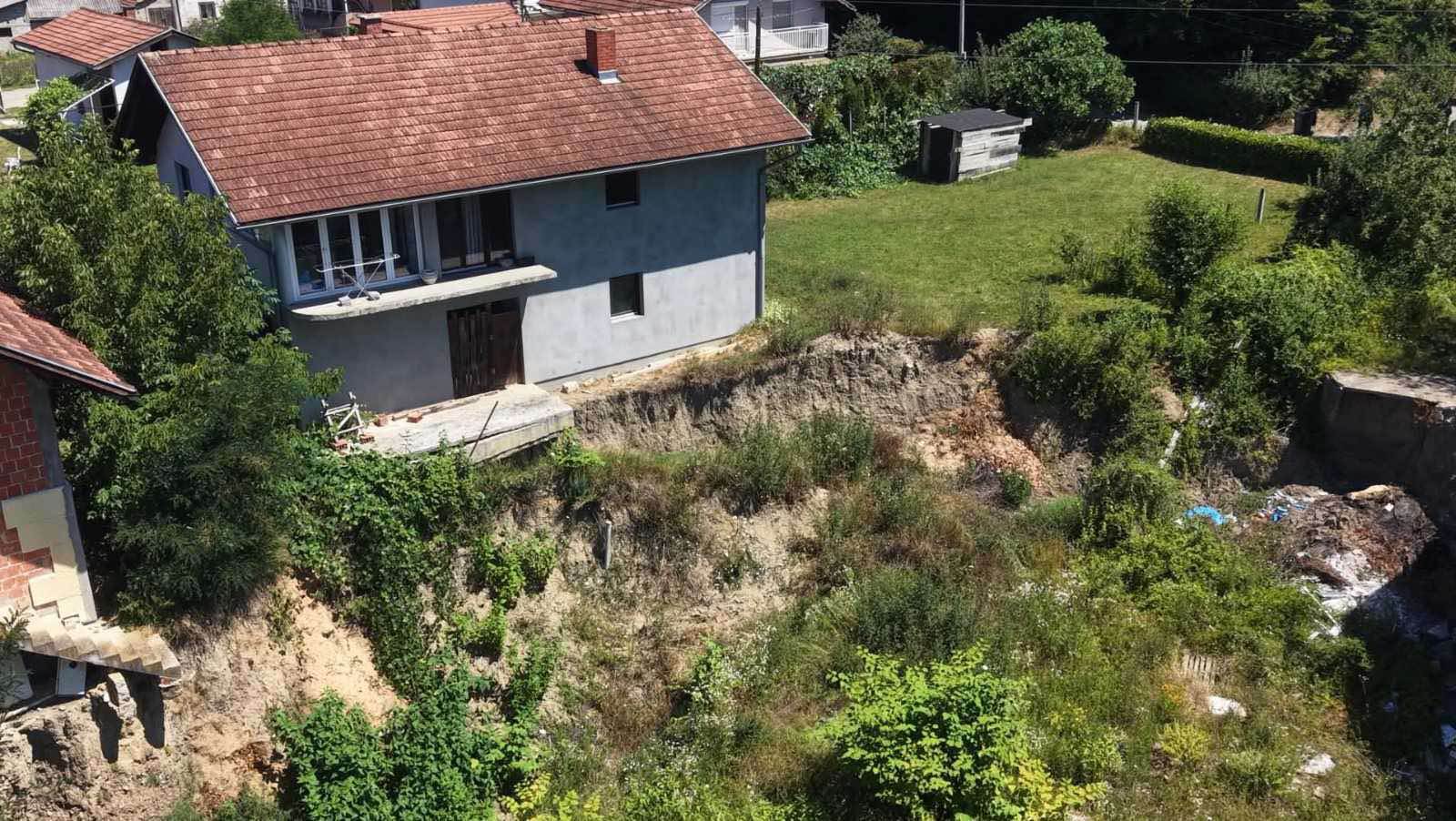  Klizište u Mađiru ugrožava mještane 