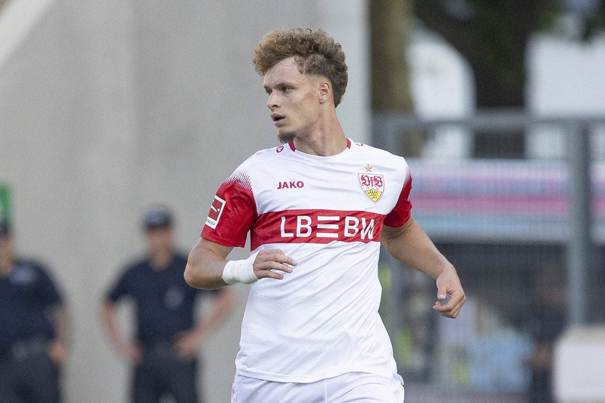  Lazar Jovanović potpisuje za Udineze 