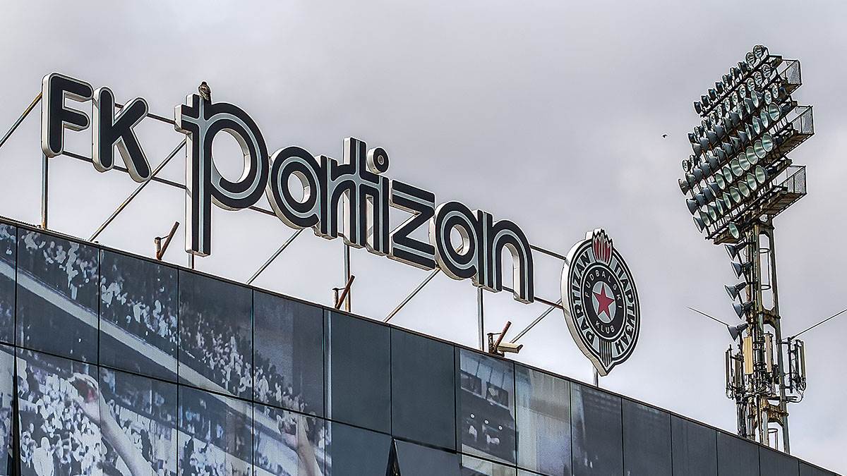  Apel navijača Partizana upravi da odmah podnese ostavku 