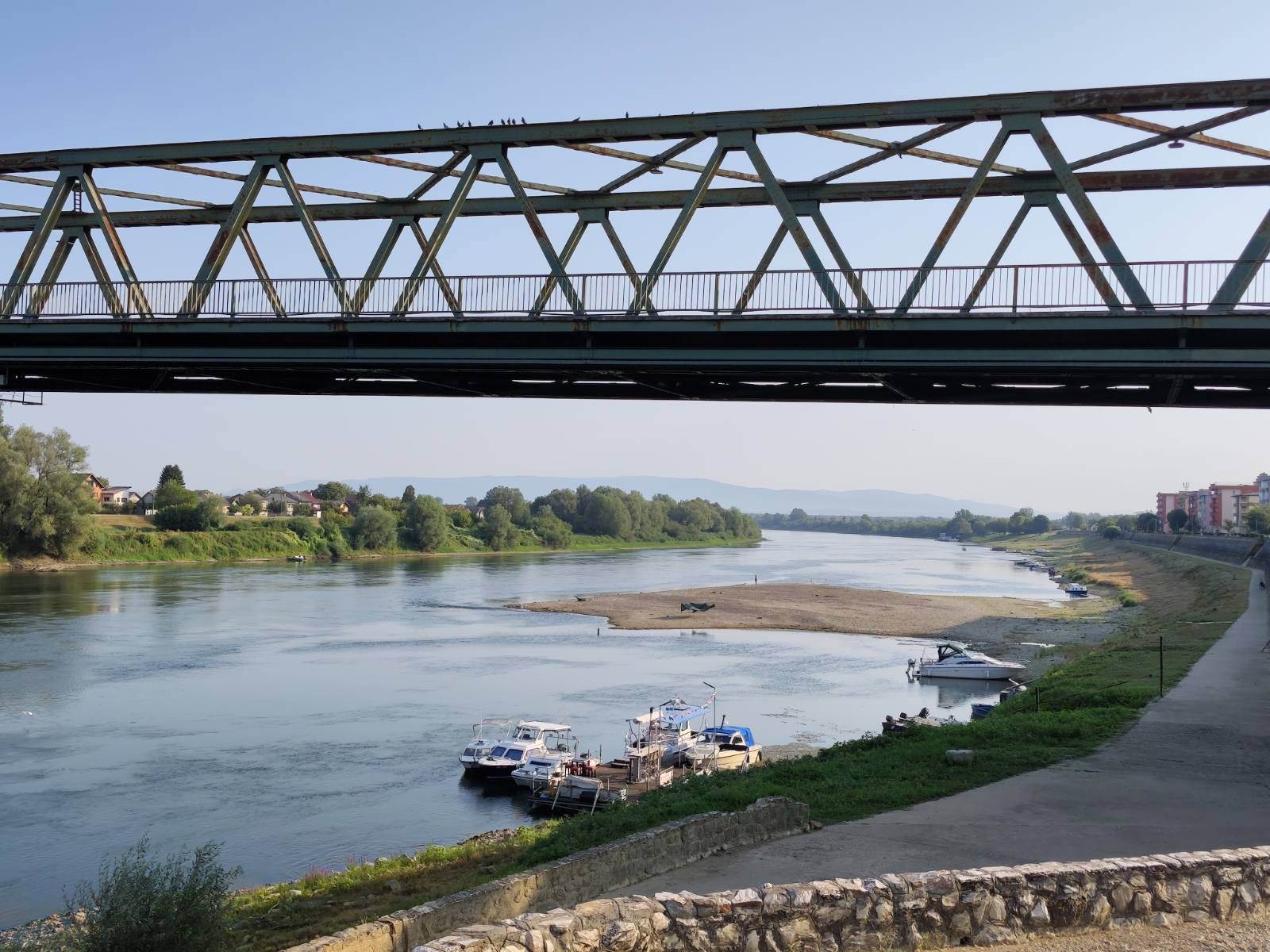  Sava u Gradišci blizu istorijskog minimuma  