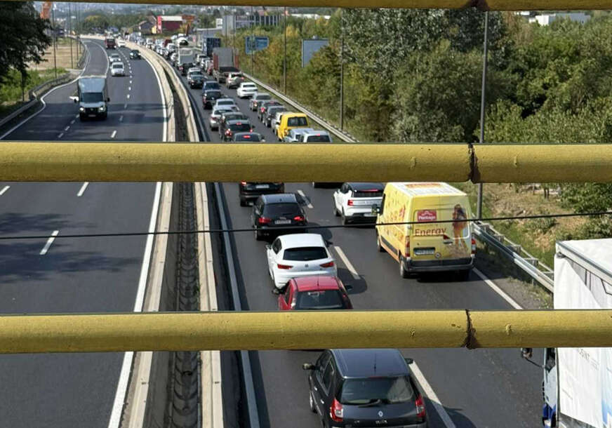  Duge kolone vozila kod Prijedorske petlje 