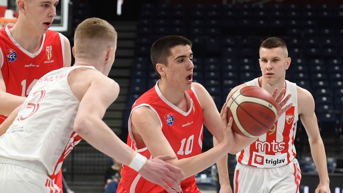  Andrej Bijelić potpisao za KK Crvena zvezda 